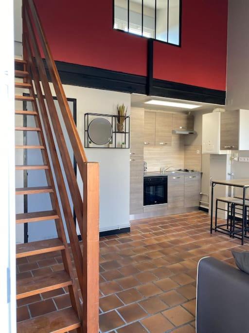 Studio Duplex Meuble Avec Place De Parking Surgères Buitenkant foto